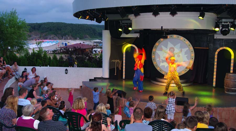  tour animacion noche hotel sinemorets