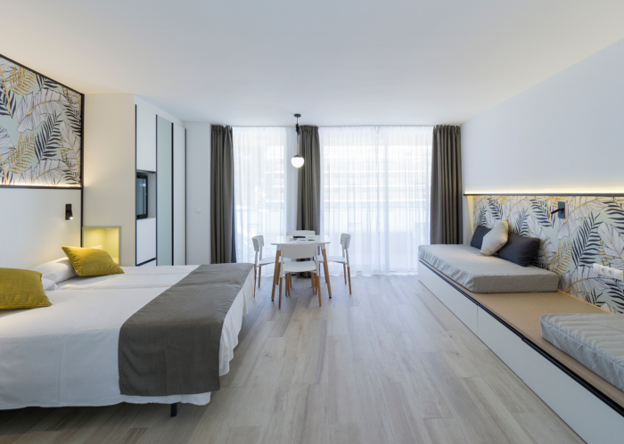 Superior family room Hotel Calypso